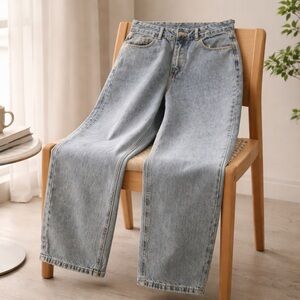 •  SHEIN Frenchy Light Wash Wide Leg Jeans 85% cotton 15 polyester